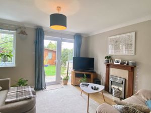 Living room- click for photo gallery